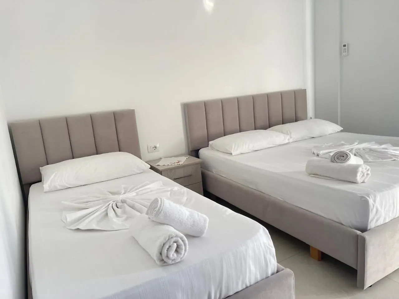 Lake Side Serenity Ksamil Apartament