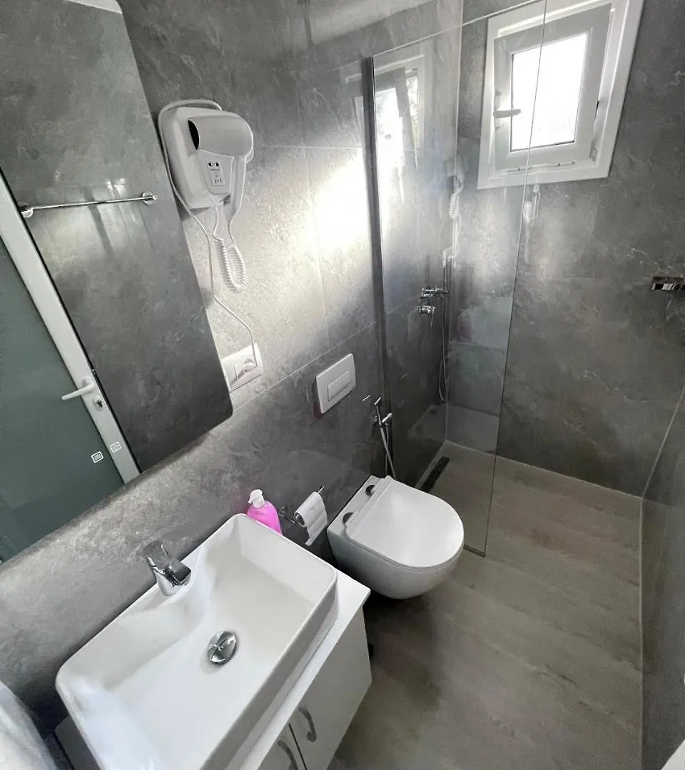 Apartament Lake Side Serenity Ksamil Albania